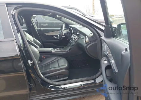 2019 Mercedes-Benz C 300 из США, поврежденный, VIN 55SWF8DB9KU288106